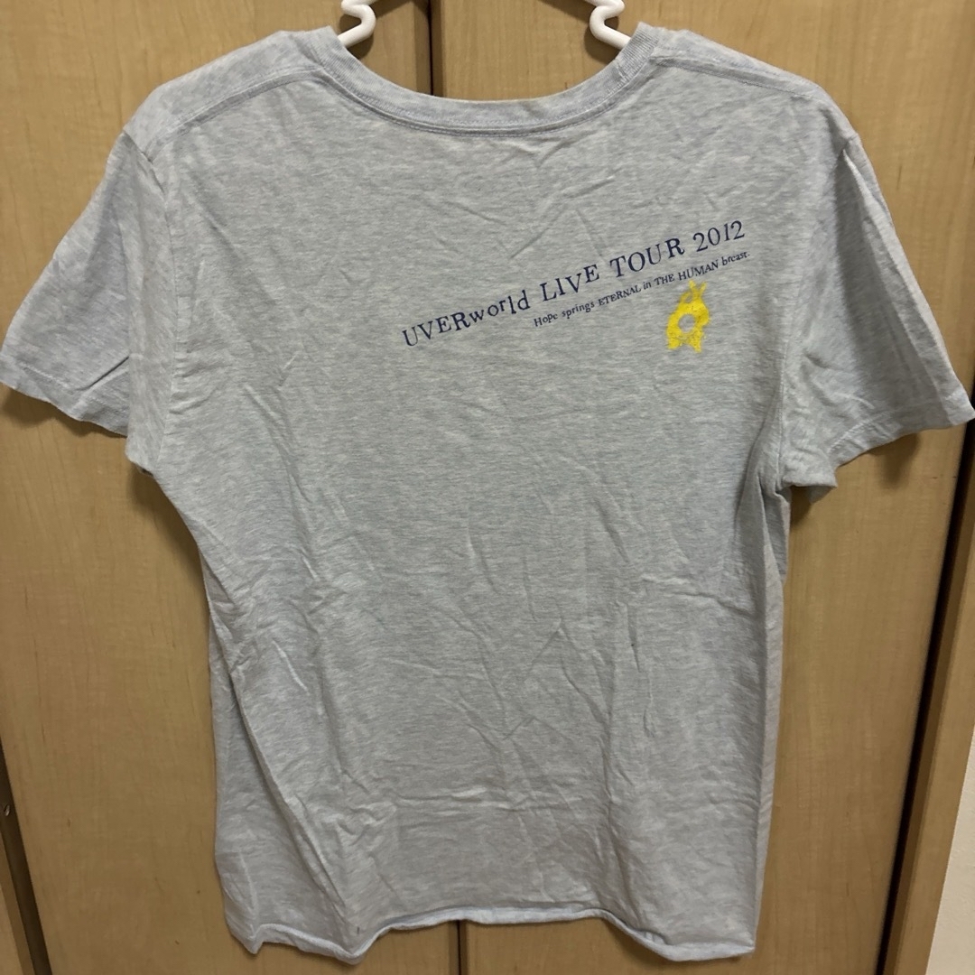 UVERworld LIVE TOUR 2012 Tシャツ 青 M エンタメ/ホビーのタレントグッズ(ミュージシャン)の商品写真