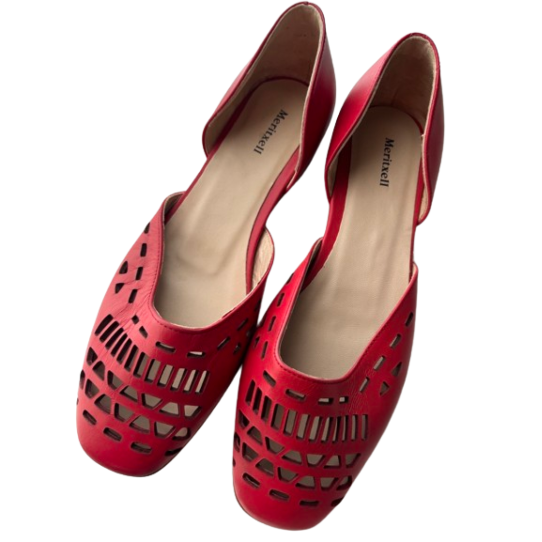 最終値下 Meritxell メリチェル  23.0cm パンプス セール品 赤 レディースの靴/シューズ(ハイヒール/パンプス)の商品写真
