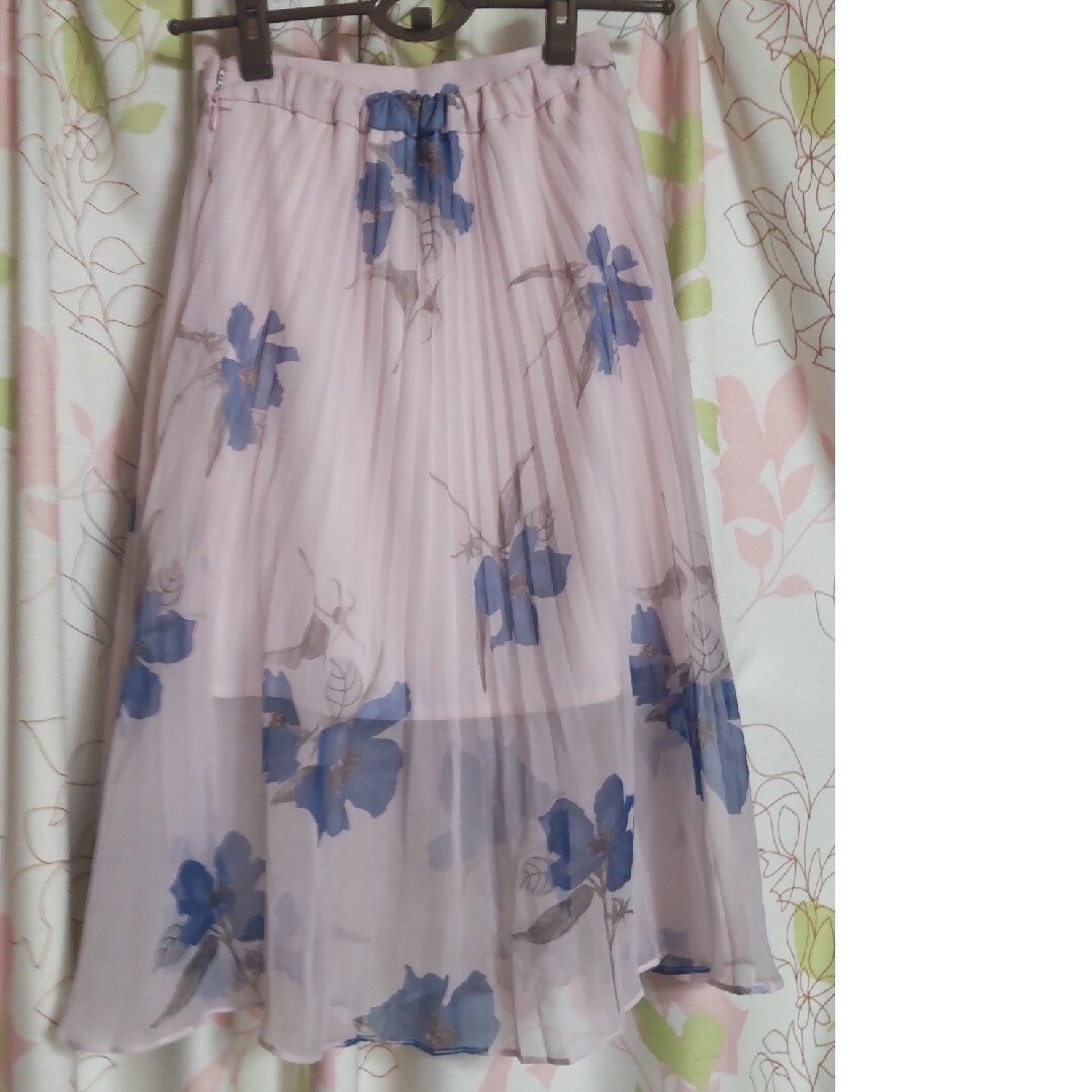 SNIDEL(スナイデル)のsnidel　オーガンジー花柄プリーツスカート レディースのスカート(ひざ丈スカート)の商品写真