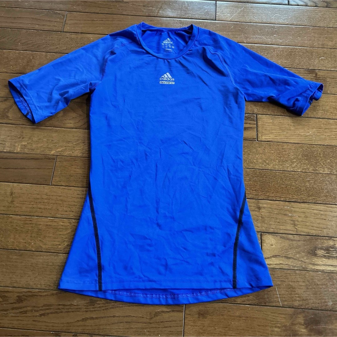 adidas(アディダス)のアディダス アンダーシャツ インナー　メンズM  　コンプレッションウエア メンズのトップス(Tシャツ/カットソー(半袖/袖なし))の商品写真