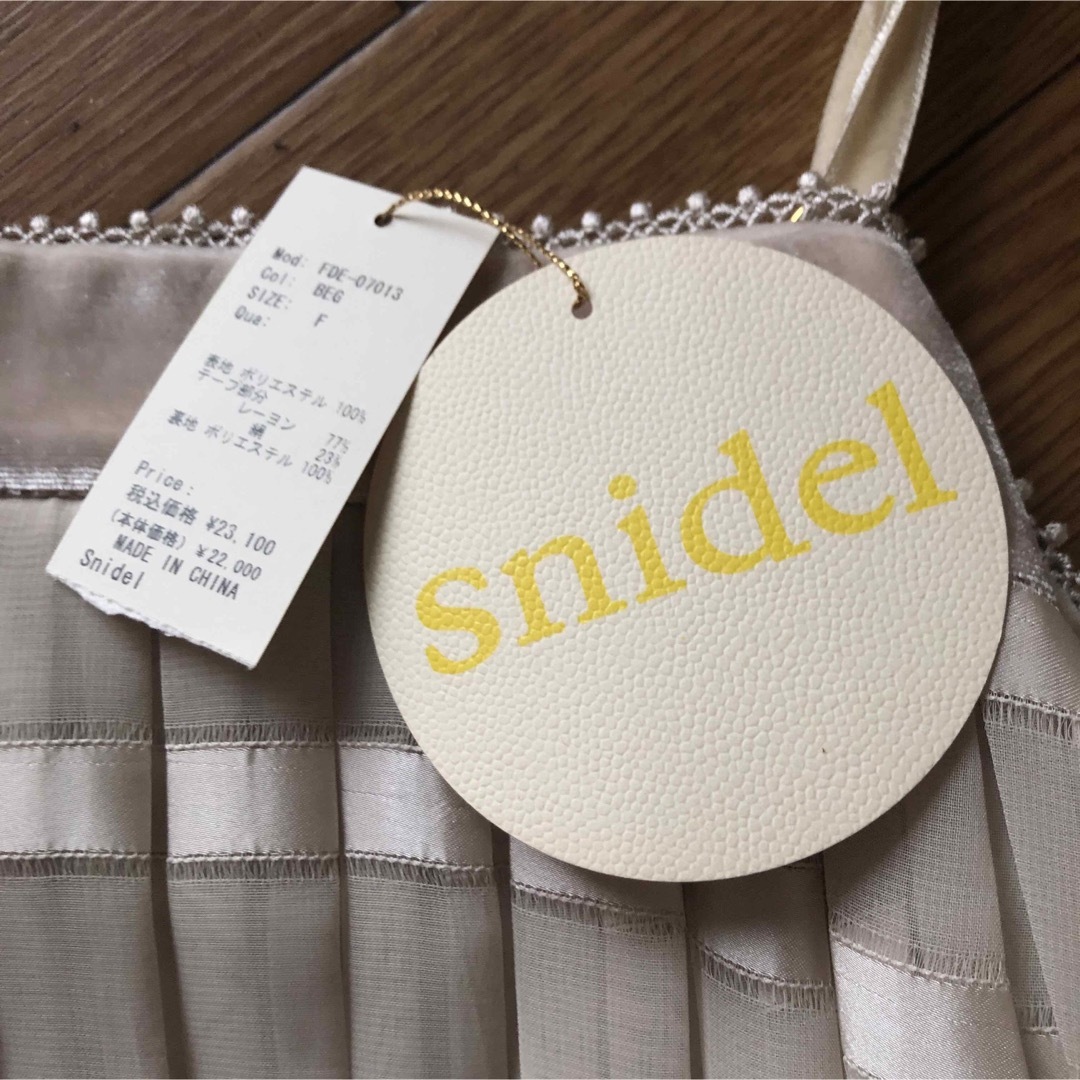 SNIDEL(スナイデル)のsnidel ワンピース レディースのワンピース(ひざ丈ワンピース)の商品写真