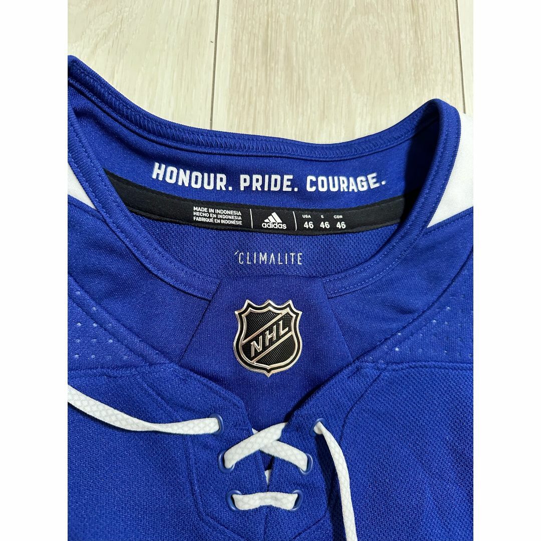 adidas(アディダス)のNHLトロントメイプルリーフスオーセンティックプレイヤージャージ46 メンズのトップス(ジャージ)の商品写真