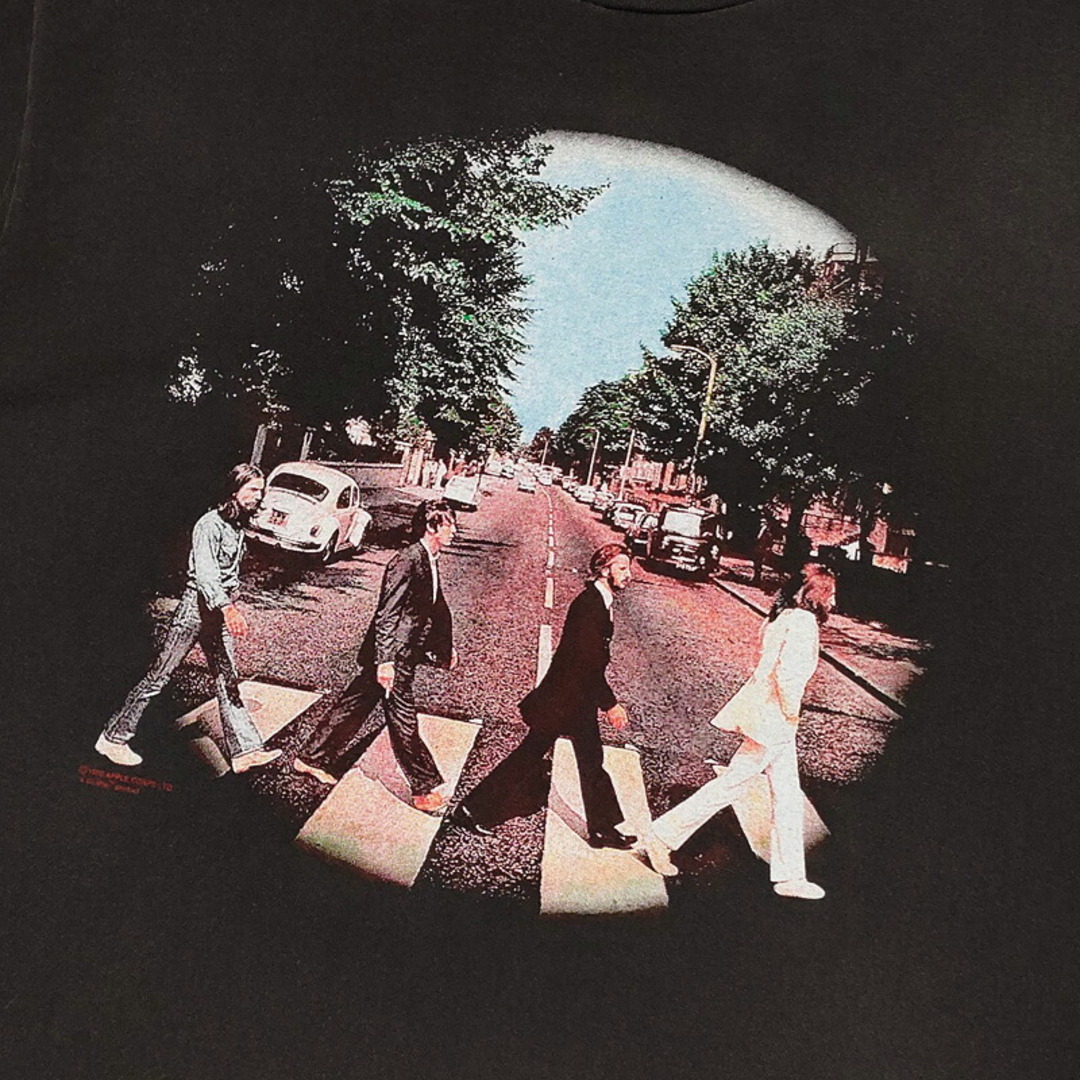 ザ・ビートルズ Tシャツ 半袖 THE BEATLES アビイロード ブラック サイズ：メンズ XL  ABBEY ROAD  バンドTシャツ ロックTシャツ 大きいサイズ 【新品】 メンズのトップス(Tシャツ/カットソー(半袖/袖なし))の商品写真