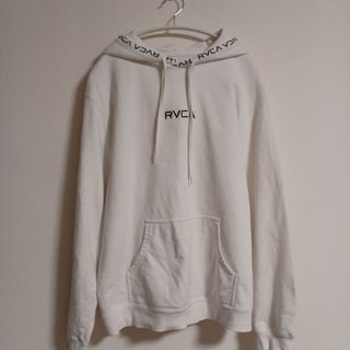 RVCA - 【即日発送】美品。ルーカ 刺繍ロゴパーカー