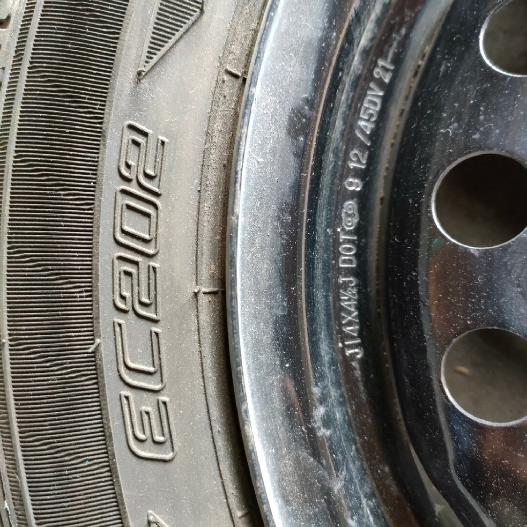 DUNLOP(ダンロップ)のダンロップ エナセーブ EC202 155 65 R14 14×4.5J 4本 自動車/バイクの自動車(タイヤ・ホイールセット)の商品写真