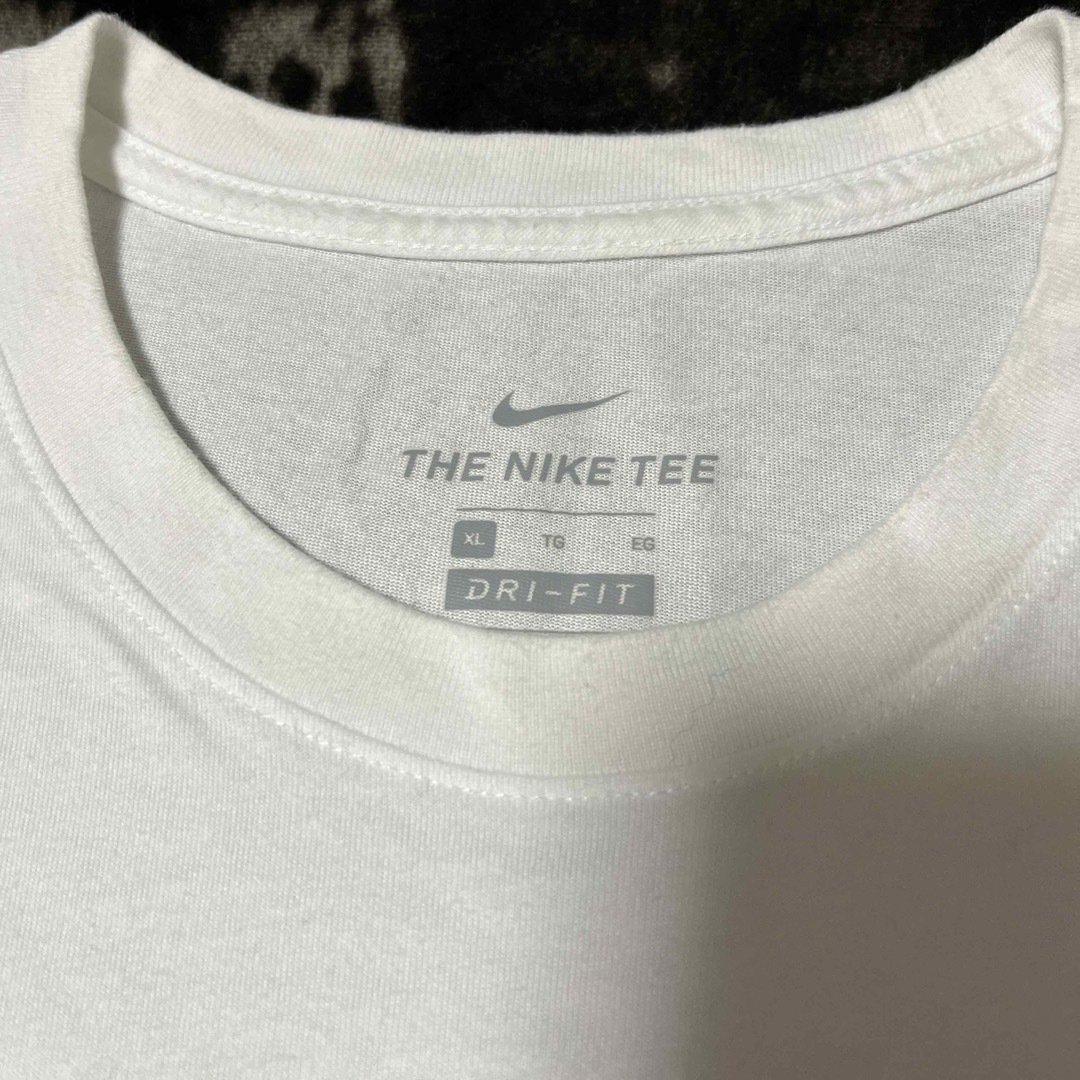 NIKE(ナイキ)のNIKE メンズTシャツ　サイズＸＬ メンズのトップス(Tシャツ/カットソー(半袖/袖なし))の商品写真