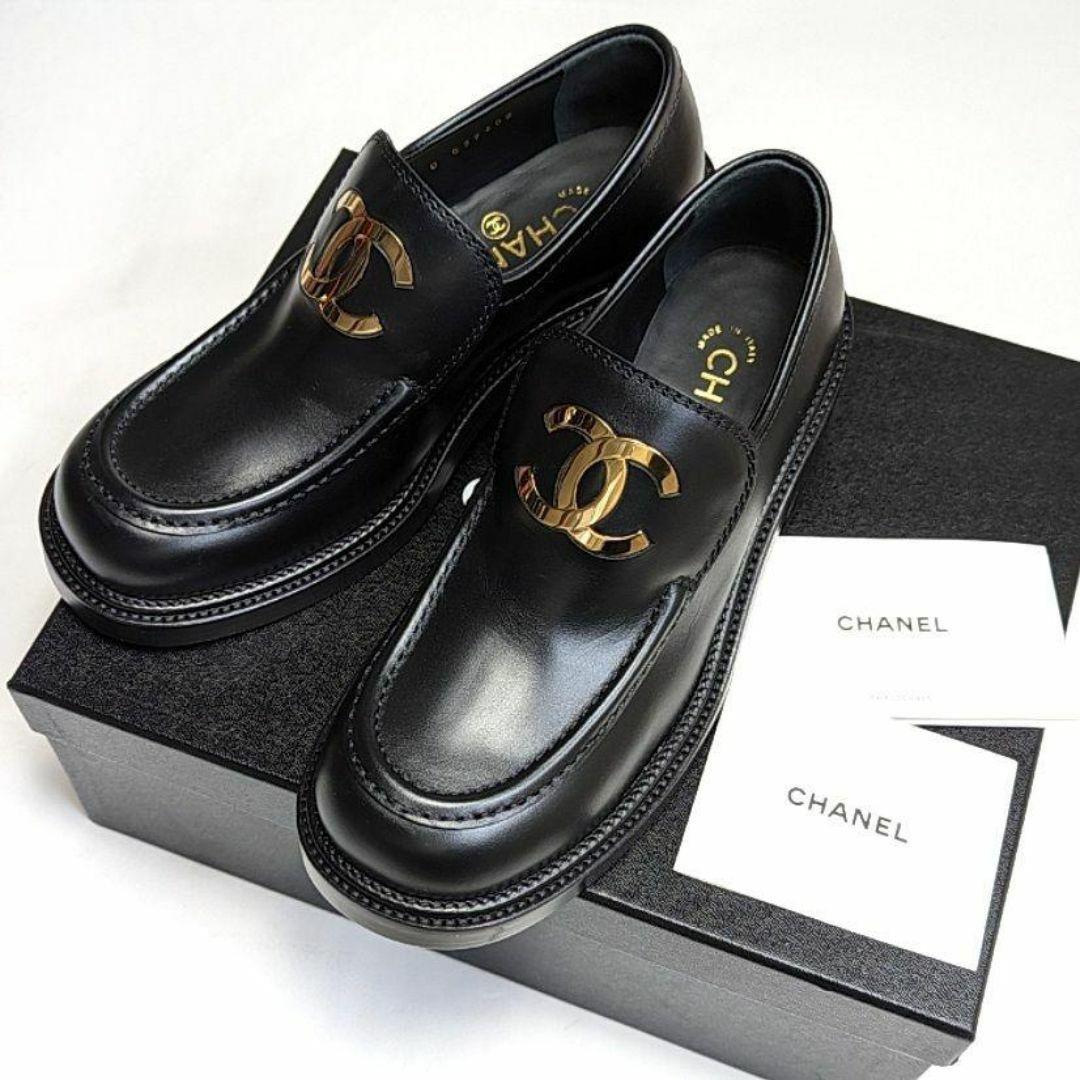 CHANEL - 未使用さん♥CHANELシャネル ゴールドココマーク CHANEL - 未使用さん♥CHANELシャネル ゴールドココマーク