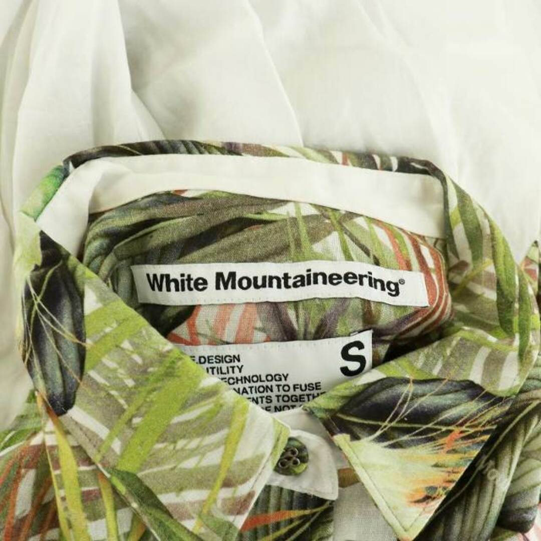 WHITE MOUNTAINEERING(ホワイトマウンテニアリング)のホワイトマウンテニアリング ノースリーブシャツ ブラウス ボタニカルプリント 緑 レディースのトップス(シャツ/ブラウス(半袖/袖なし))の商品写真