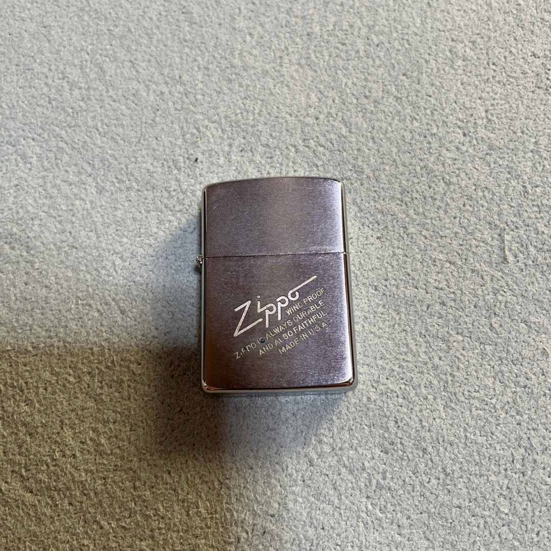 ZIPPO(ジッポー)のzippoライター シルバー メンズのファッション小物(タバコグッズ)の商品写真