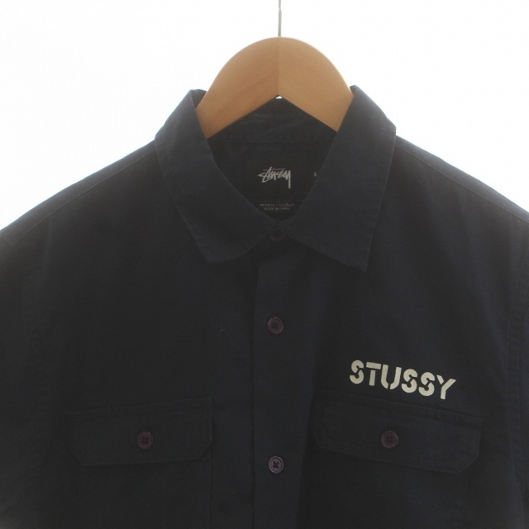 STUSSY(ステューシー)のSTUSSY シャツ 半袖 ロゴ プリント ステンカラー S 紺 ネイビー メンズのトップス(シャツ)の商品写真