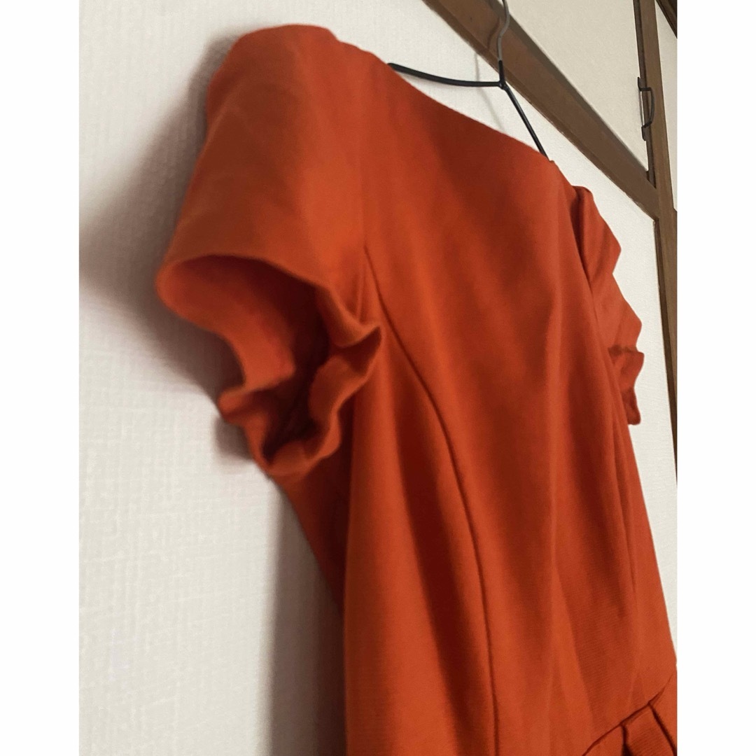 ANAYI(アナイ)の連休値引き！アナイ　34サイズ　半袖ワンピース　オレンジ レディースのワンピース(ひざ丈ワンピース)の商品写真