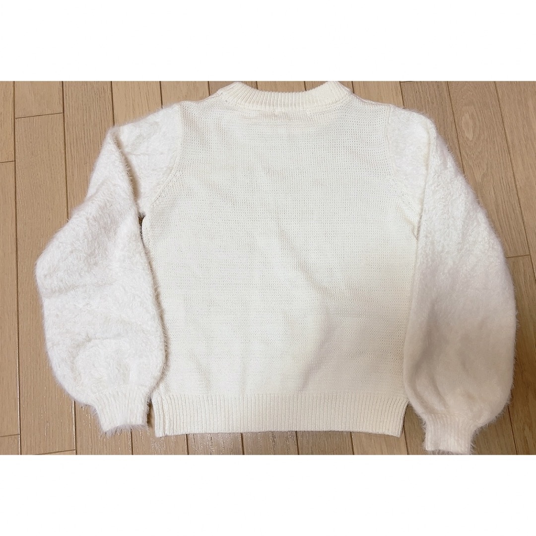 白色セーター・サイズＭ・ふわふわ レディースのトップス(ニット/セーター)の商品写真