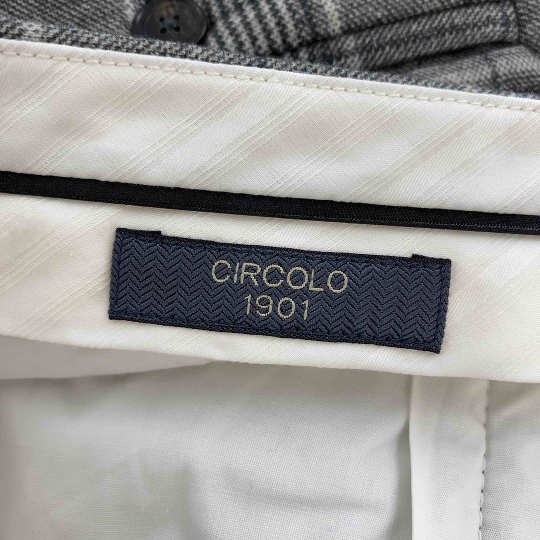 CIRCOLO　チルコロ　 メンズ スラックス　チェック柄　グレー メンズのパンツ(スラックス)の商品写真