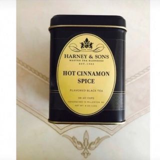 ディーンアンドデルーカ(DEAN & DELUCA)のHarney & Sons ホット シナモン スパイス リーフ缶 112g(茶)