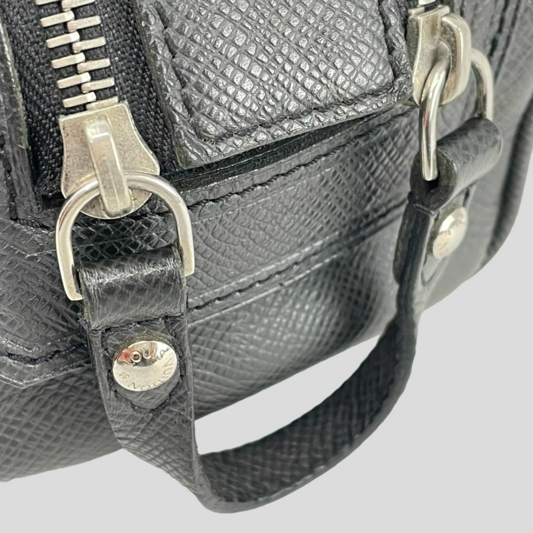 LOUIS VUITTON(ルイヴィトン)の■ルイ ヴィトントゥルース・イヴァン■ダブルZIP セカンドバッグ M32492 メンズのバッグ(セカンドバッグ/クラッチバッグ)の商品写真