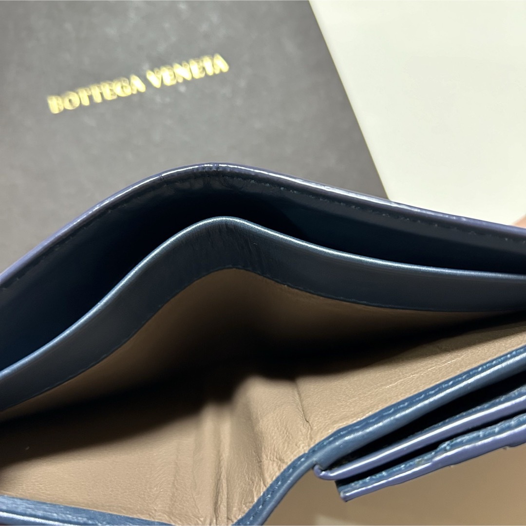 Bottega Veneta(ボッテガヴェネタ)のボッテガ　二つ折り財布　メンズ　美品 メンズのファッション小物(折り財布)の商品写真