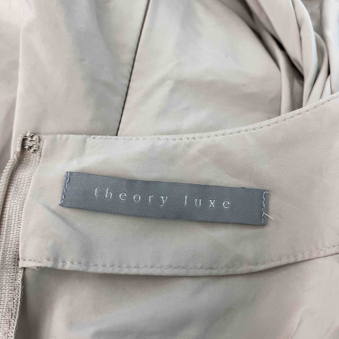 Theory luxe(セオリーリュクス)のtheory luxe セオリーリュクス ベージュ ファスナー ボリューム袖 レディース 長袖シャツ ブラウス レディースのトップス(シャツ/ブラウス(長袖/七分))の商品写真