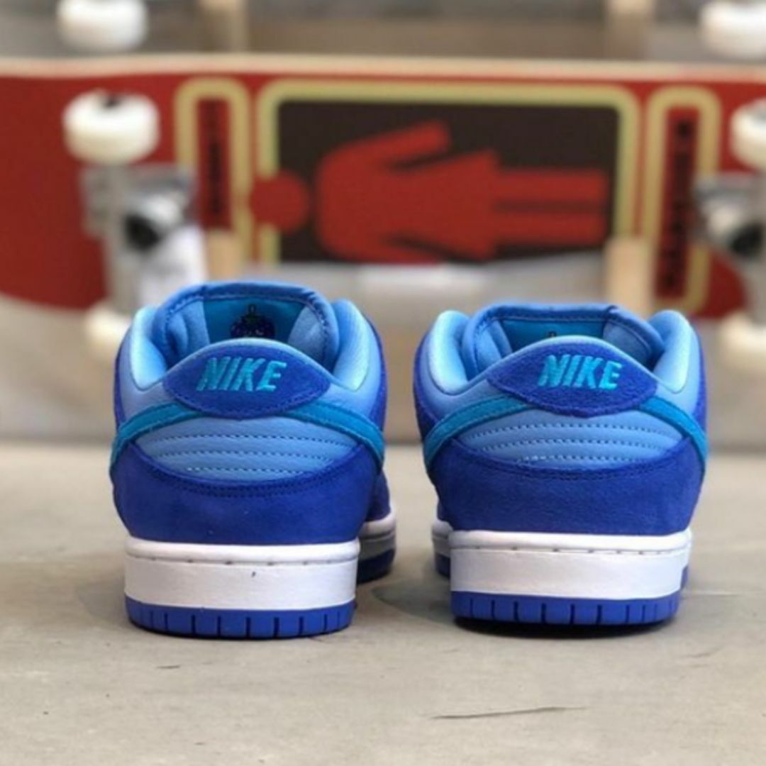 NIKE(ナイキ)の●新品/正規品● Nike DUNK LOW PRO メンズの靴/シューズ(スニーカー)の商品写真