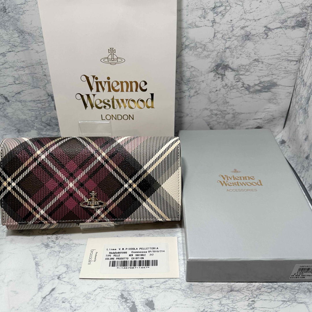 Vivienne Westwood(ヴィヴィアンウエストウッド)の【おすすめ‼︎】Vivienne Westwood 長財布　ホワイト　チェック レディースのファッション小物(財布)の商品写真