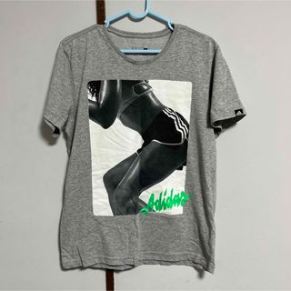 アディダス(adidas)のadidas アディダス Tシャツ トップス♡(Tシャツ/カットソー(半袖/袖なし))