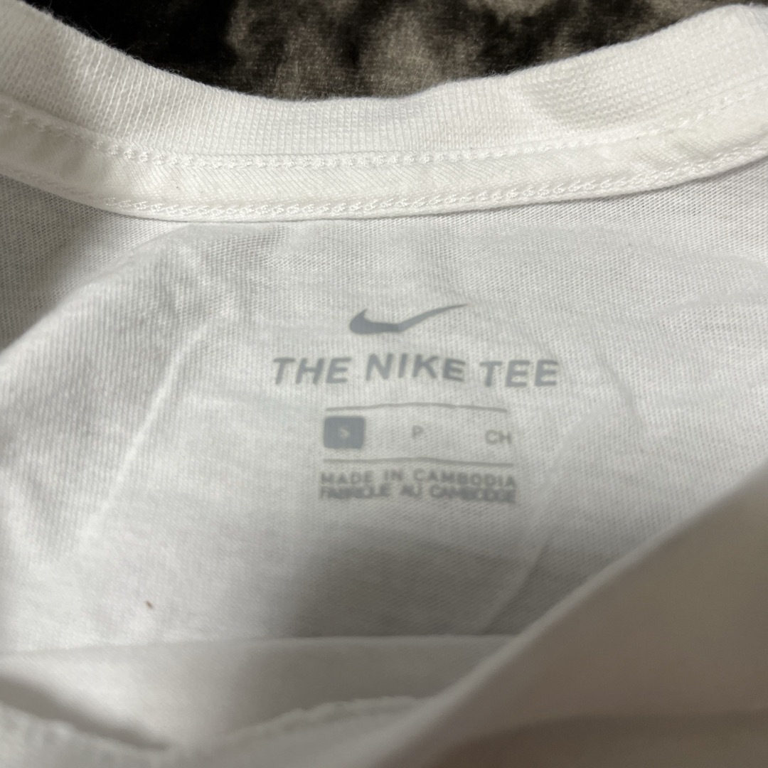 NIKE(ナイキ)のNIKE  Tシャツ　レディースS レディースのトップス(Tシャツ(半袖/袖なし))の商品写真