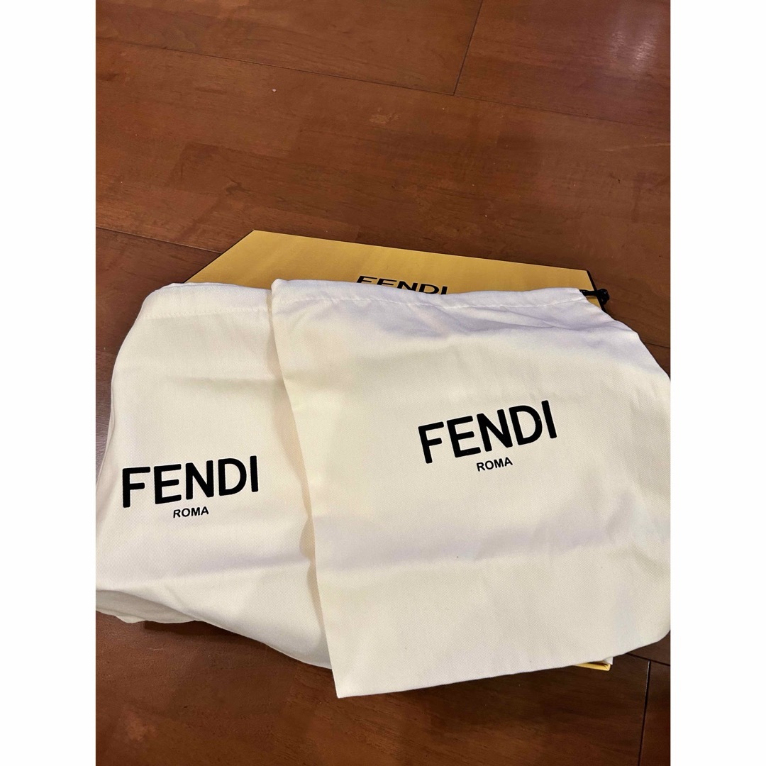 FENDI(フェンディ)の未使用FENDIメンズシューズ メンズの靴/シューズ(ドレス/ビジネス)の商品写真