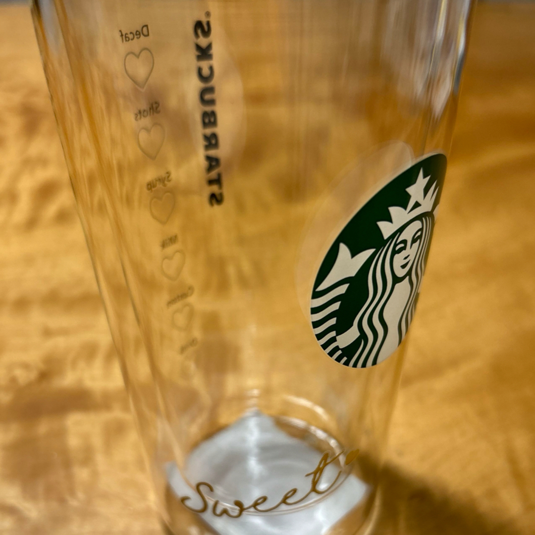 Starbucks(スターバックス)の【i様専用】　STARBUCKS バレンタイン耐熱ダブルウォールグラス インテリア/住まい/日用品のキッチン/食器(グラス/カップ)の商品写真