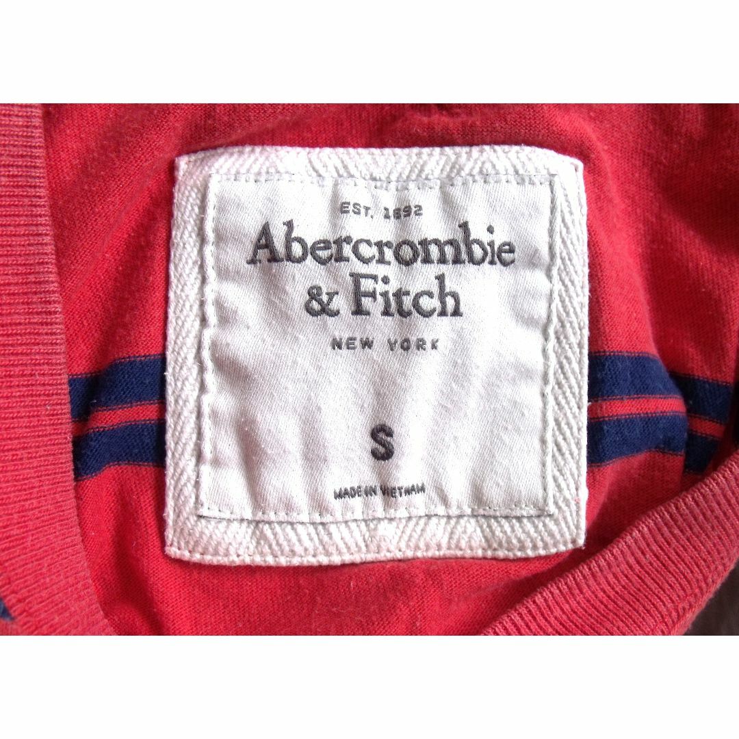 Abercrombie&Fitch(アバクロンビーアンドフィッチ)の「Abercroumbie＆Fitch Tシャツ」USED-1 メンズのトップス(Tシャツ/カットソー(半袖/袖なし))の商品写真