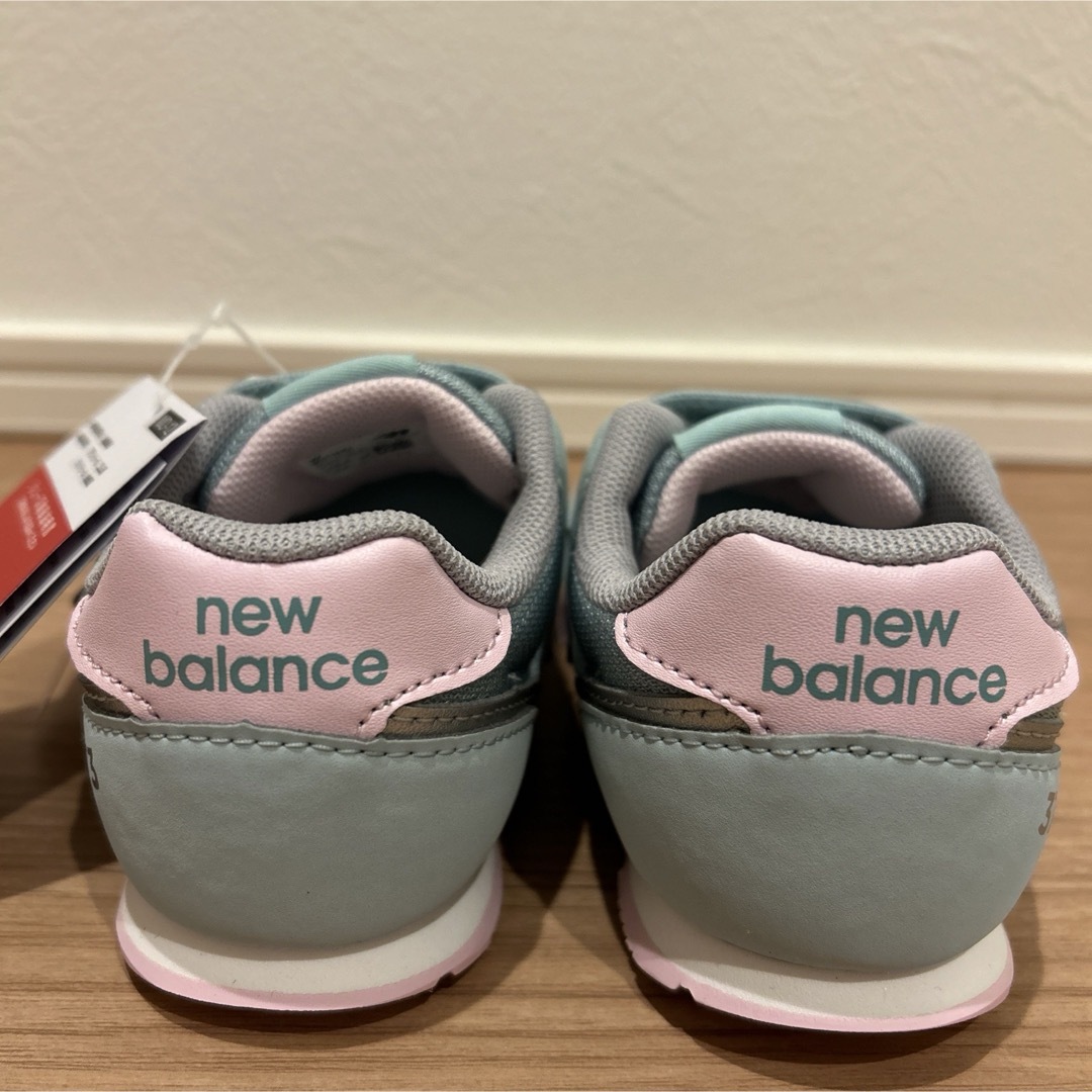 New Balance(ニューバランス)のタイムセール⭐︎ニューバランス　IZ373  15.5cm キッズ/ベビー/マタニティのキッズ靴/シューズ(15cm~)(スニーカー)の商品写真