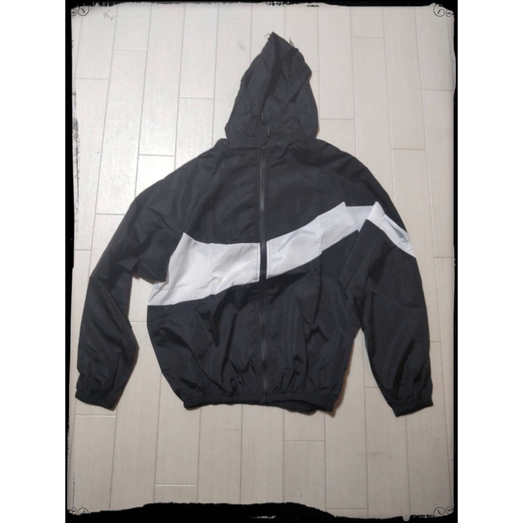 マウンテンパーカー　L メンズ　ブラック　ウインドブレーカー　キャンプ　ランニン メンズのジャケット/アウター(マウンテンパーカー)の商品写真