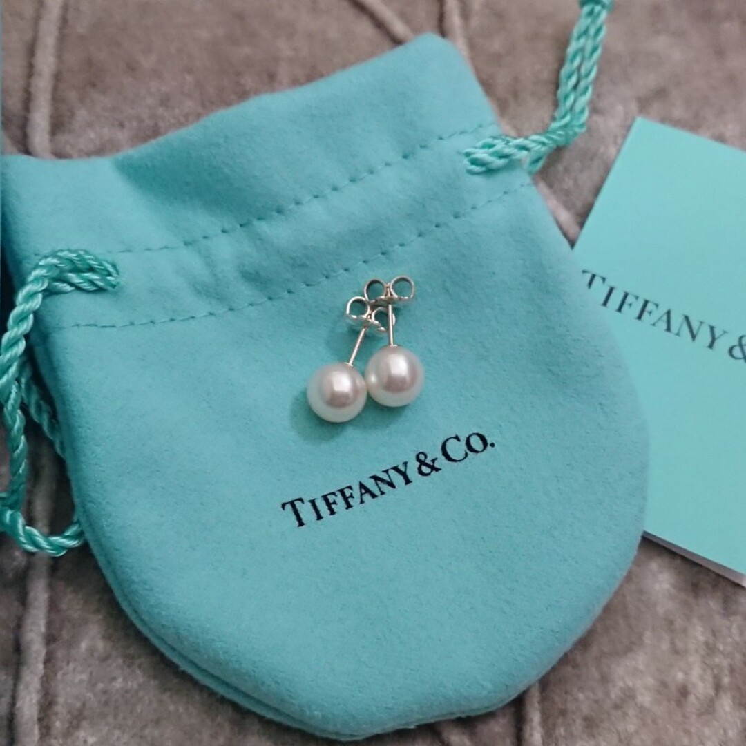 Tiffany & Co.(ティファニー)のTiffany パール ピアス 8mm レディースのアクセサリー(ピアス)の商品写真