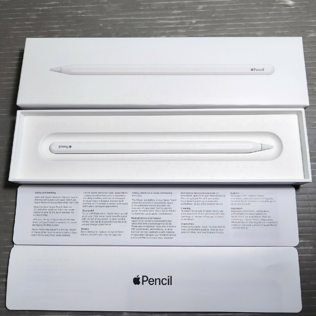 Apple(アップル)のApple Pencil（第2世代）ワイヤレス充電 スマホ/家電/カメラのPC/タブレット(タブレット)の商品写真