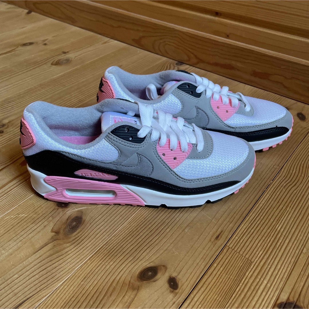 NIKE(ナイキ)のお値下げしました！【新品・未使用】NIKE AIR MAX 90  25.0cm レディースの靴/シューズ(スニーカー)の商品写真