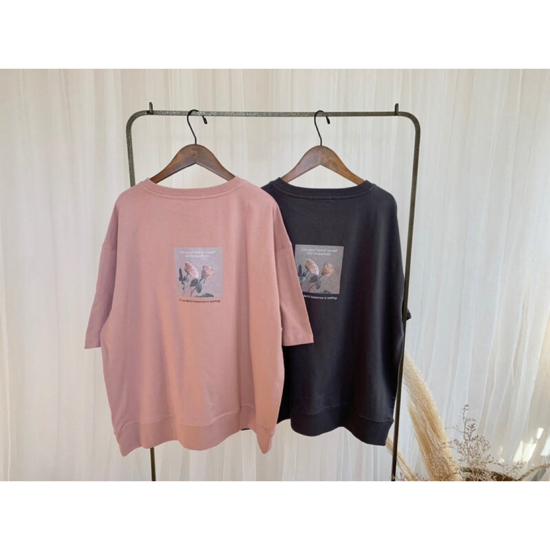 terawearmemu TRAスソリブツキPTT  バラ グレー レディースのトップス(Tシャツ(半袖/袖なし))の商品写真