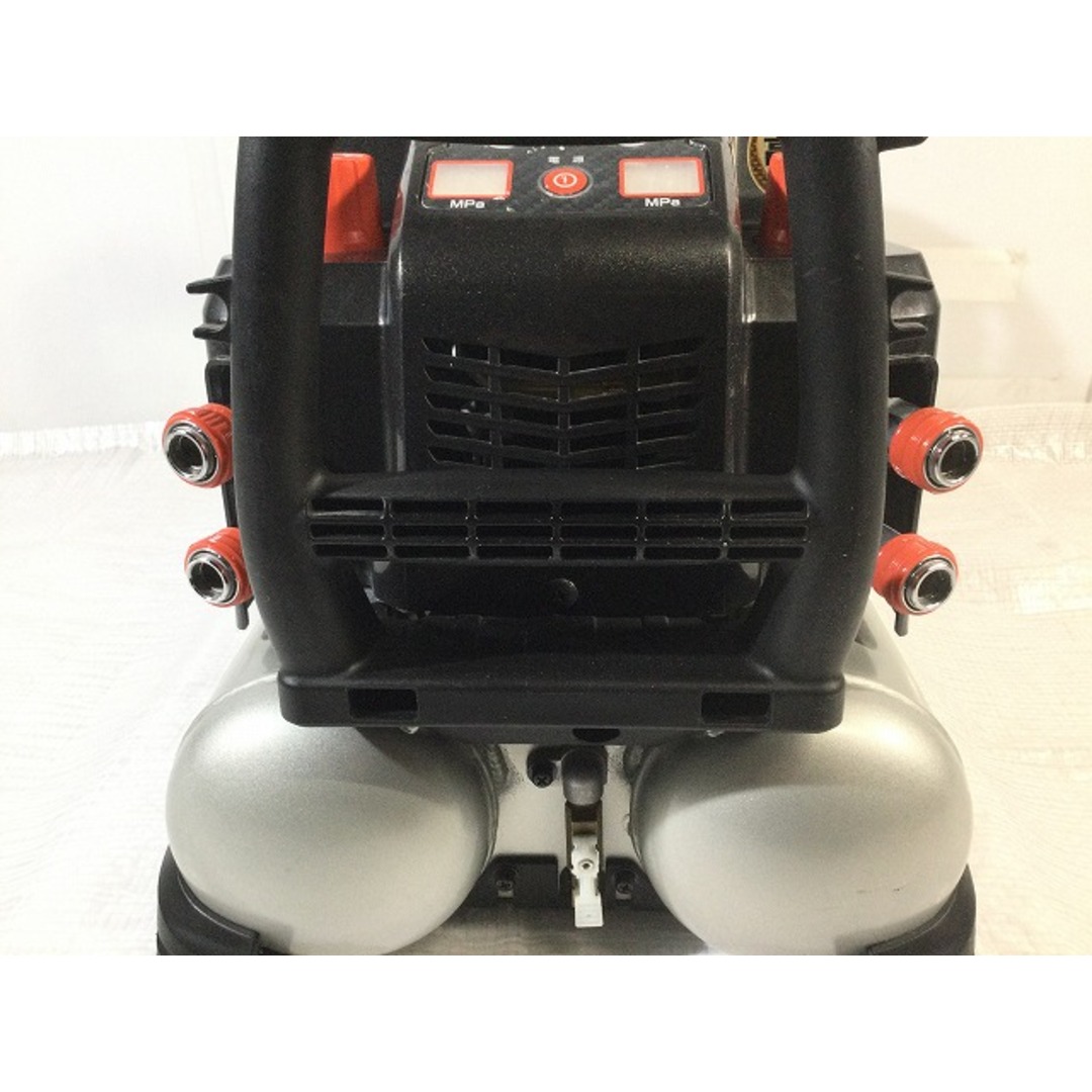 Makita - ☆中古美品☆makita マキタ 11L 高圧4口 スーパーエア Makita - ☆中古美品☆makita マキタ 11L 高圧4口 スーパーエア