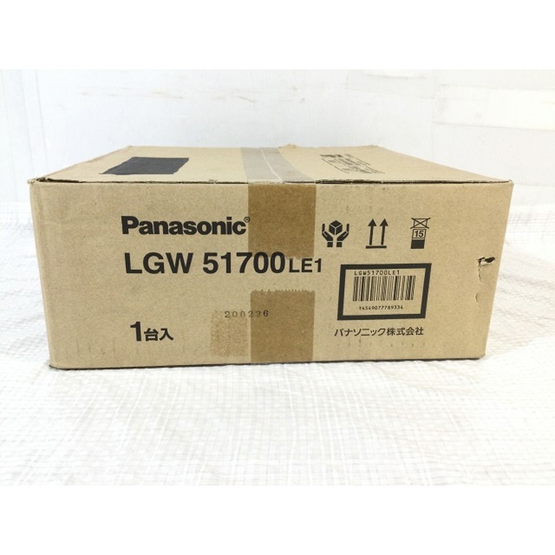 Panasonic(パナソニック)の☆長期保管品☆Panasonic パナソニック LEDシーリングライト 防湿・防雨型 LGW51700LE 89763 自動車/バイクのバイク(工具)の商品写真