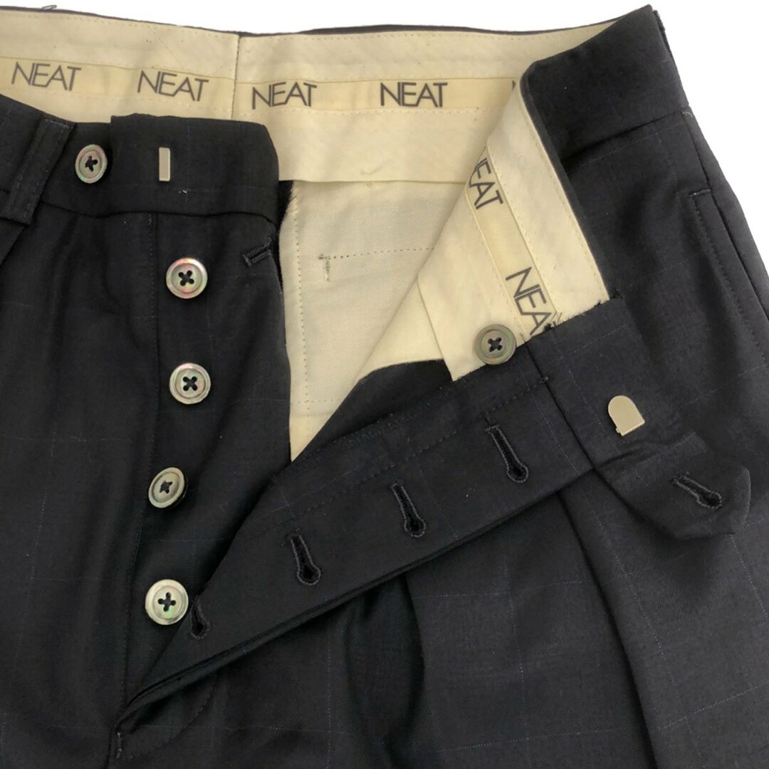 NEAT ニート ETHOMAS社製 ウールチェックテーパードスラックスパンツ  ネイビー 44 メンズのパンツ(その他)の商品写真