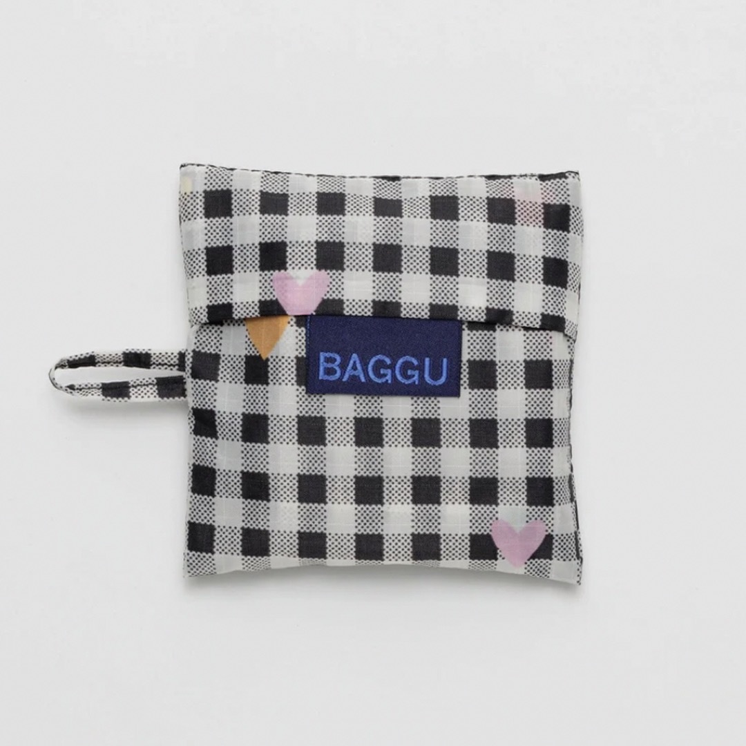 BAGGU(バグゥ)の【BAGGU】 ギンガム ハート スタンダード バグー Standard レディースのバッグ(エコバッグ)の商品写真