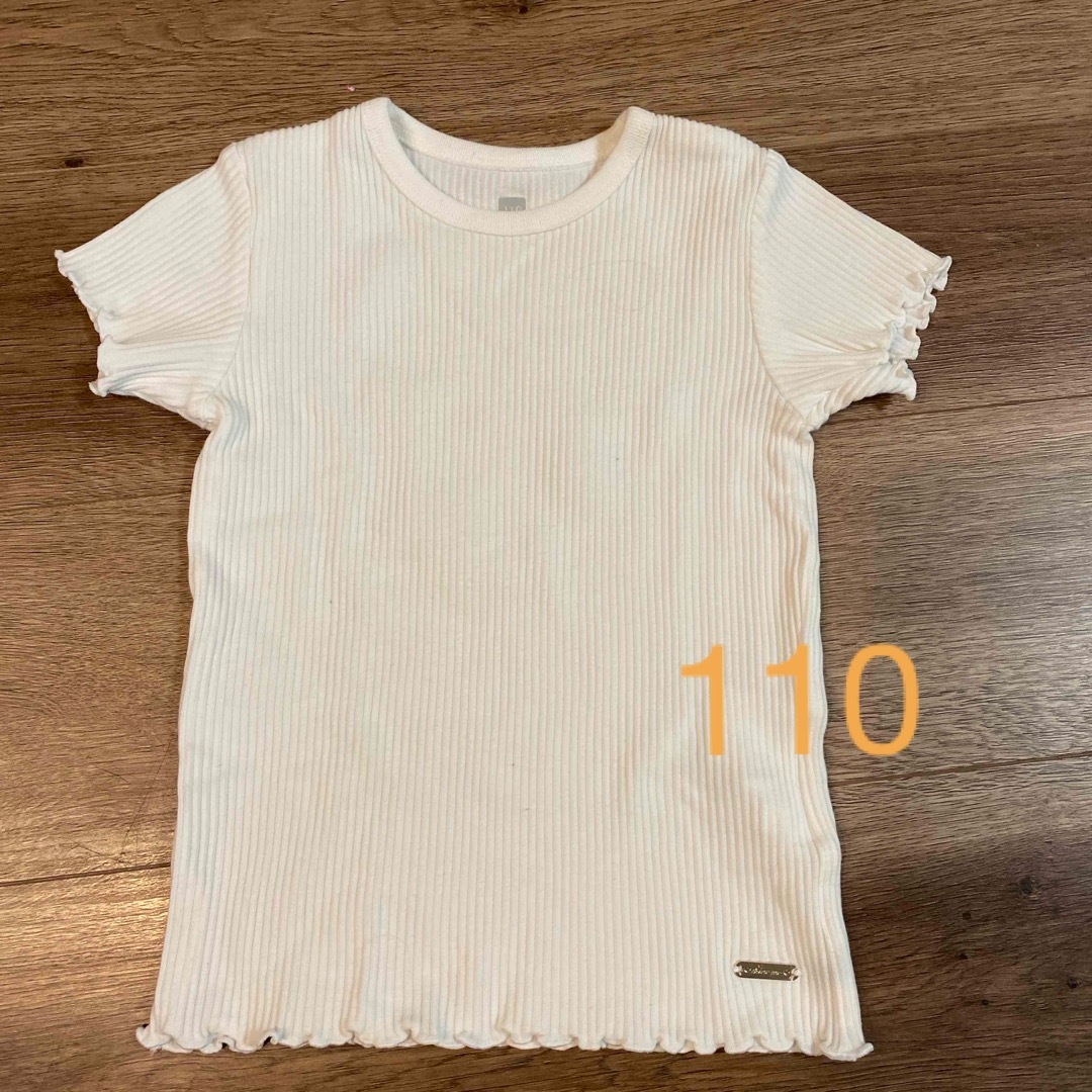 110 リブＴシャツ　トップバリュ キッズ/ベビー/マタニティのキッズ服女の子用(90cm~)(Tシャツ/カットソー)の商品写真