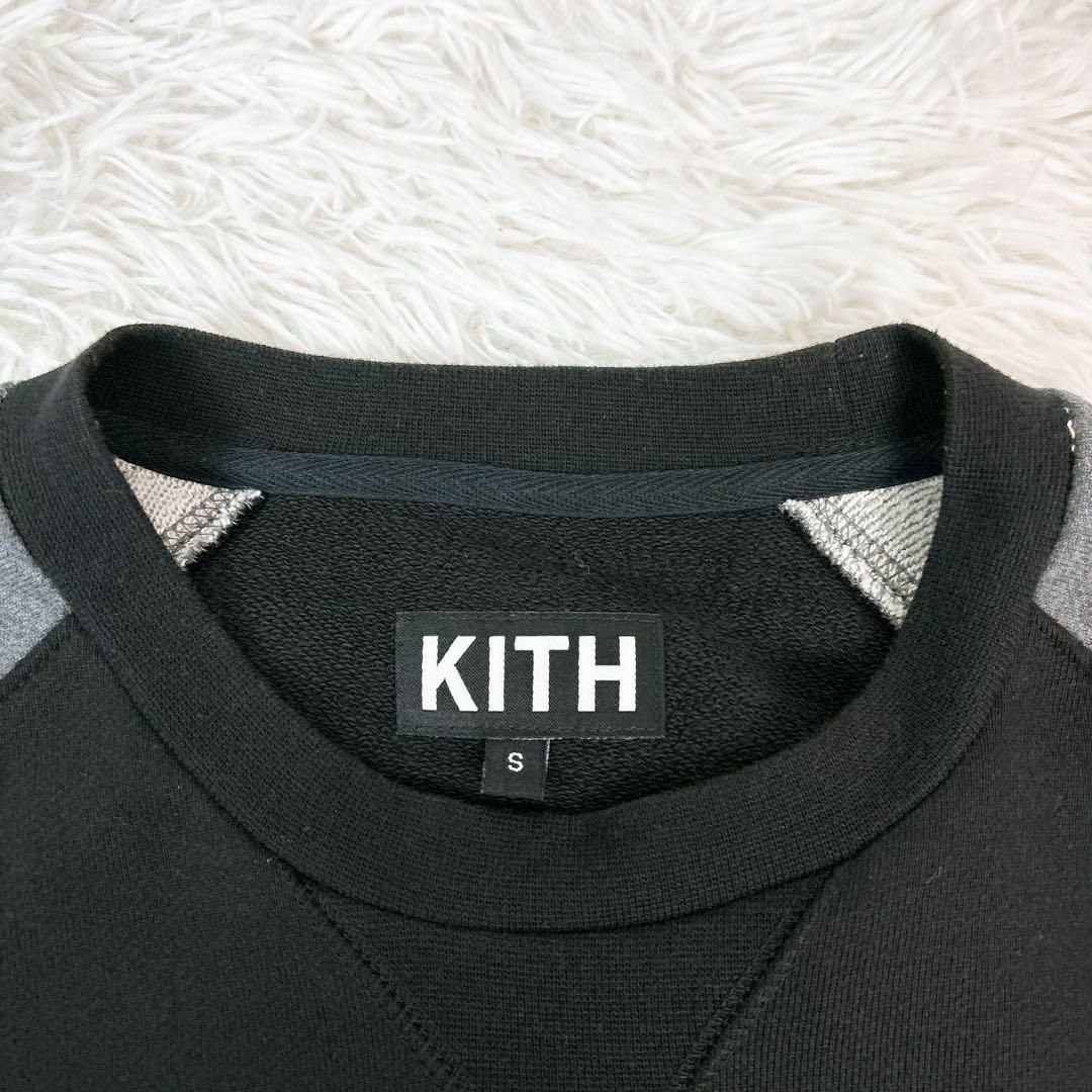 KITH(キス)の【美品】KIHT スウェット ラグラン ボックスロゴ Vガゼット ブラック メンズのトップス(スウェット)の商品写真