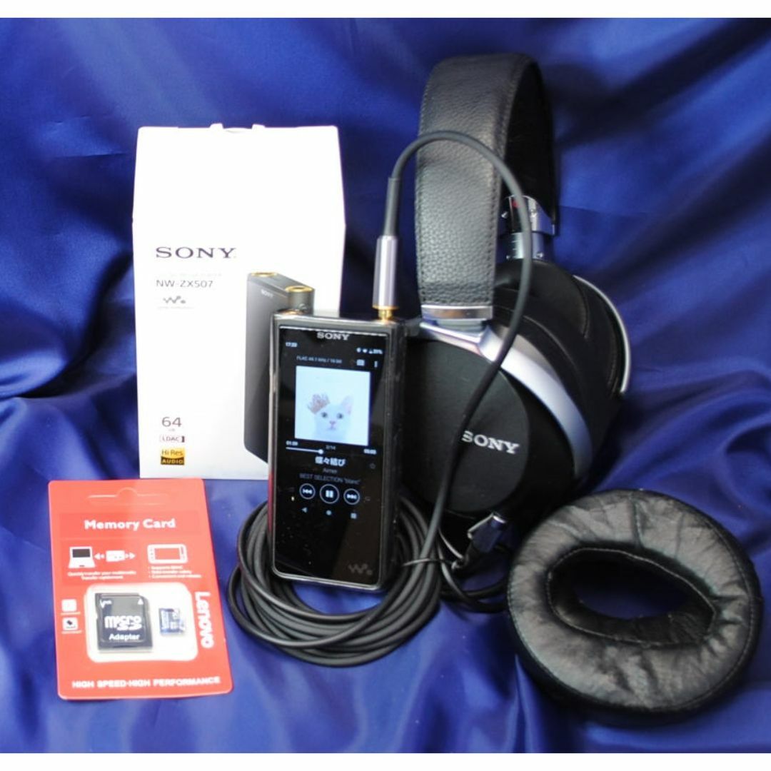 SONY(ソニー)の大人気商品 NW-ZX507+MDR-Z7 SDカード128G 新品イヤーパッド スマホ/家電/カメラのオーディオ機器(ヘッドフォン/イヤフォン)の商品写真