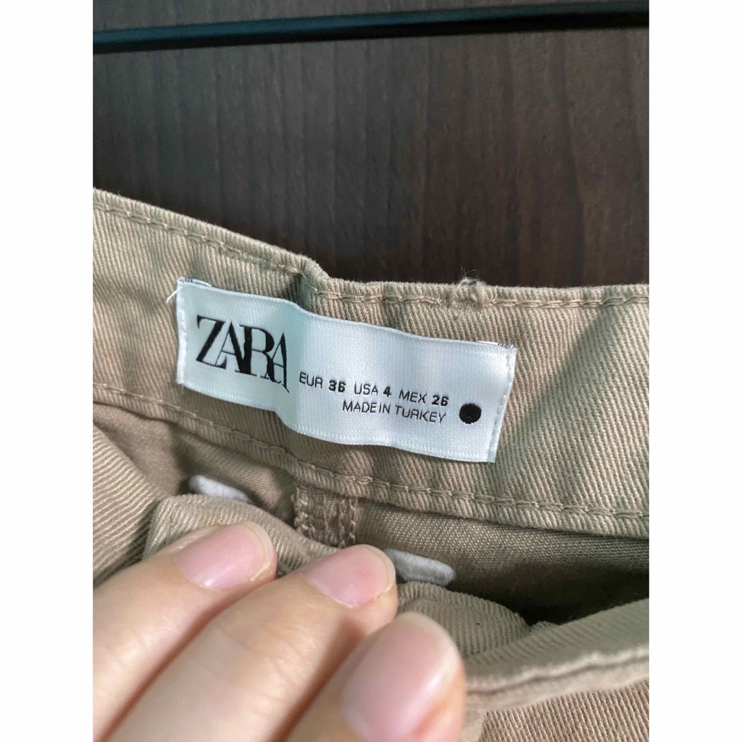 ZARA(ザラ)のZARA  ZWデニムパンツ レディースのパンツ(デニム/ジーンズ)の商品写真