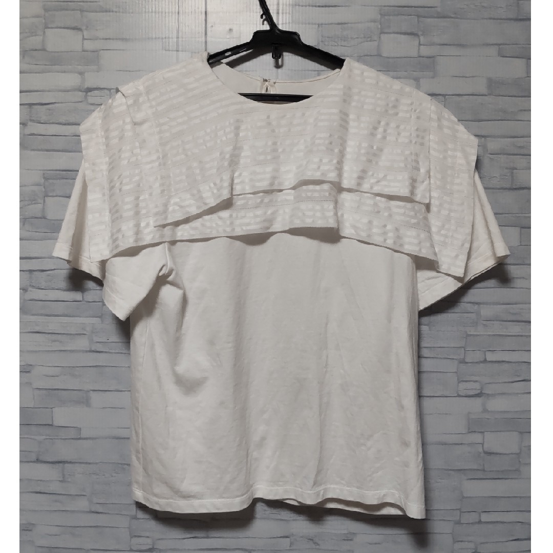 LE CIEL BLEU(ルシェルブルー)のLE CIEL BLEU ルシェルブルー スクエアカラー tシャツ レディースのトップス(Tシャツ(半袖/袖なし))の商品写真
