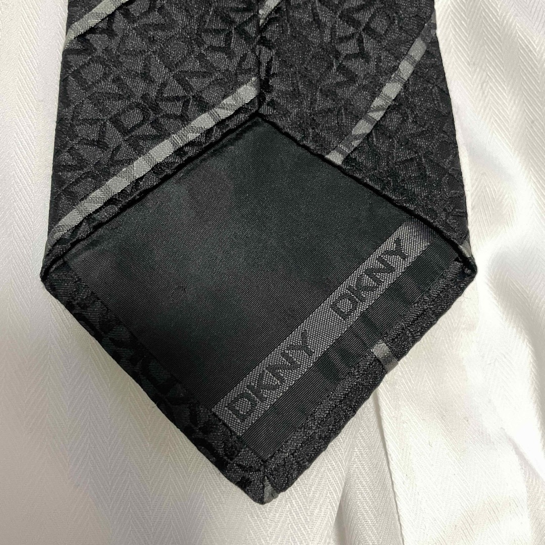 DKNY(ダナキャランニューヨーク)のDKNYネクタイ メンズのファッション小物(ネクタイ)の商品写真