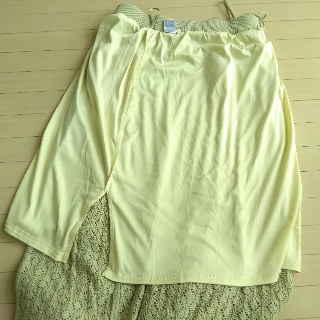 GU(ジーユー)の美品 GU ニットロングスカート 透かし編み かぎあみ レディースのスカート(ロングスカート)の商品写真