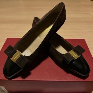 Salvatore Ferragamo - 【Ferragamo】フェラガモ パンプス   