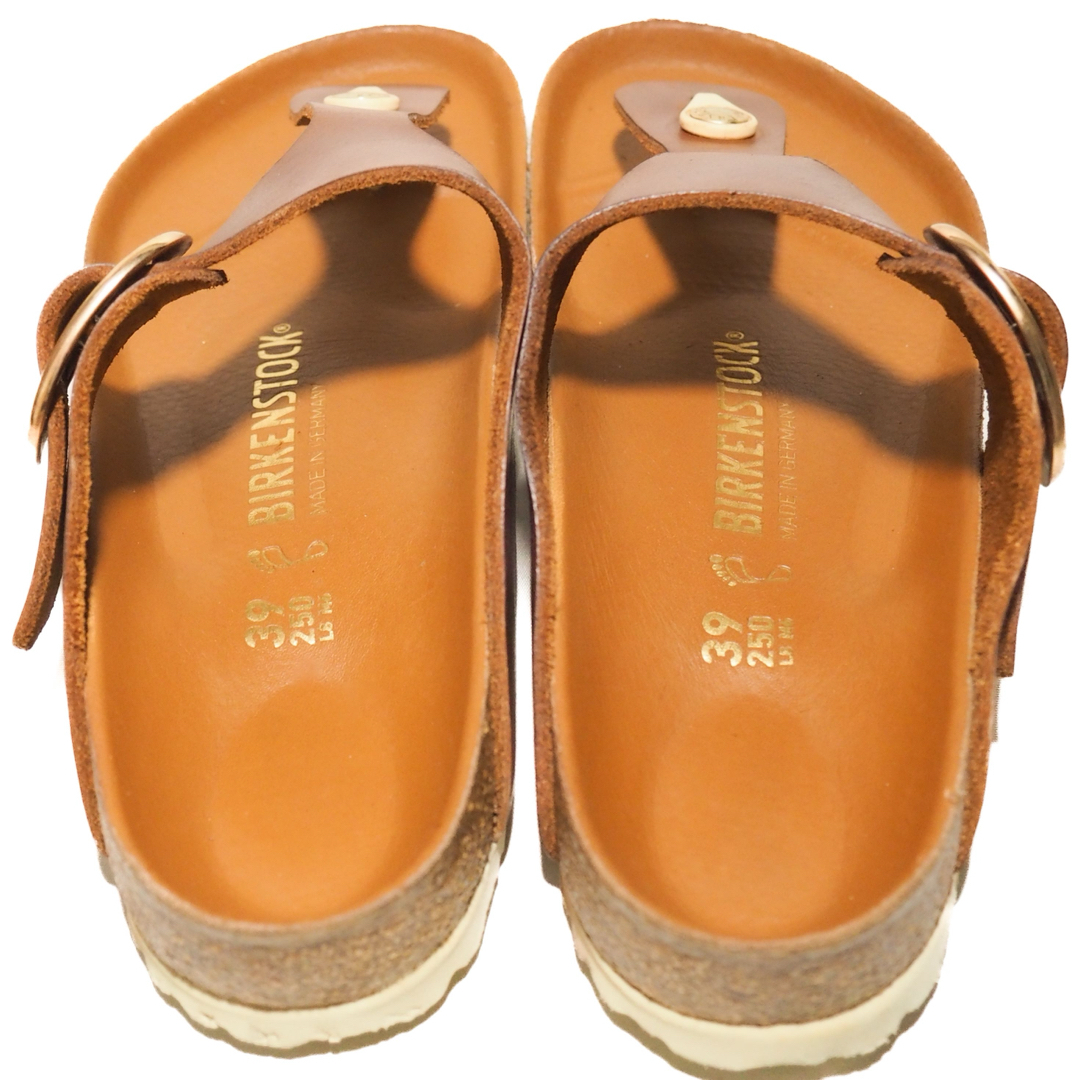 BIRKENSTOCK(ビルケンシュトック)の美品 ビルケンシュトック　ギゼ　ビッグバックル　サイズ39 レギュラー レディースの靴/シューズ(サンダル)の商品写真