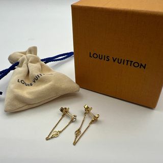 LOUIS VUITTON - LOUISVUITTON　ルイヴィトン　ピアス・プティ ルイ　M00390