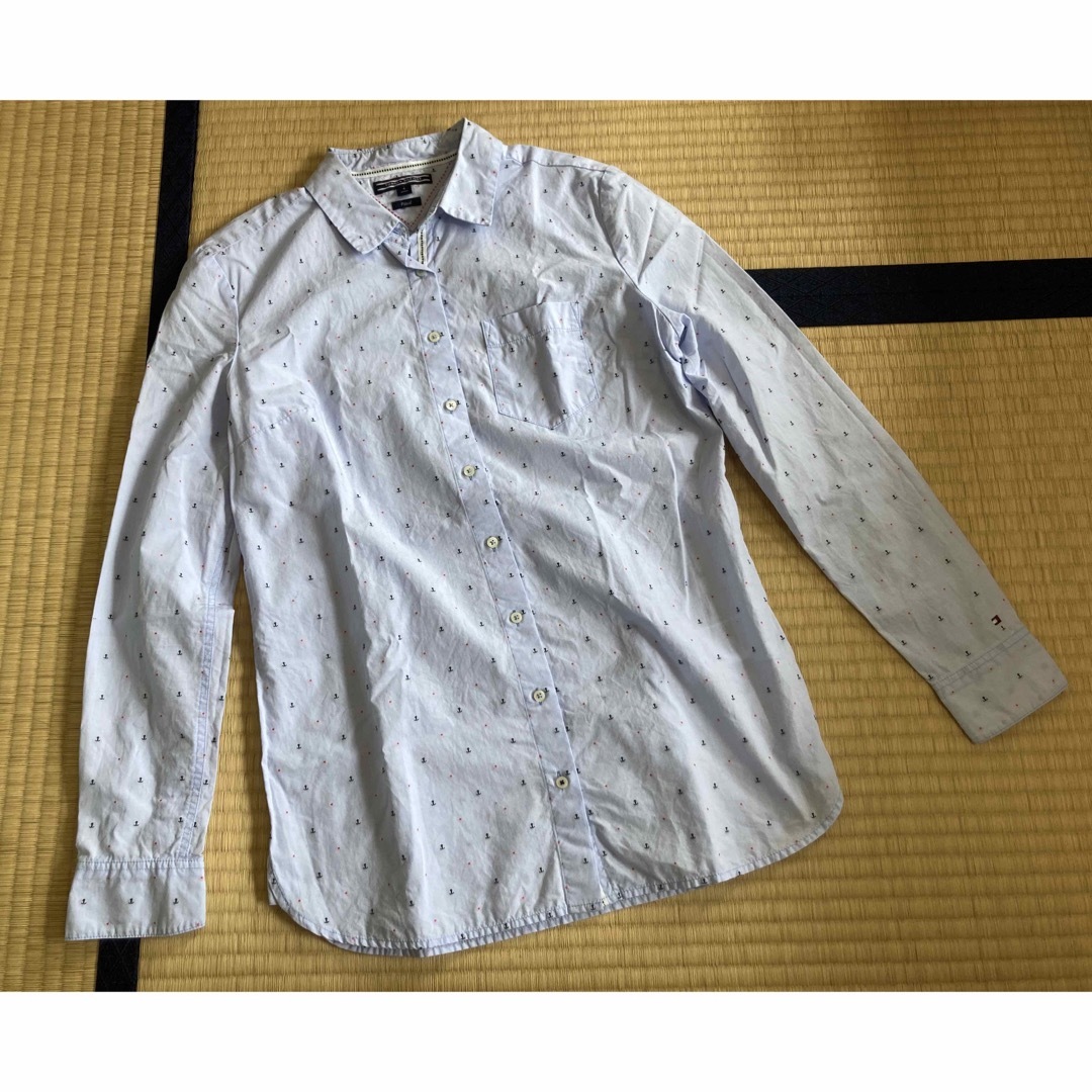 TOMMY HILFIGER(トミーヒルフィガー)のトミーヒルフィガー　シャツ　マリン レディースのトップス(シャツ/ブラウス(長袖/七分))の商品写真