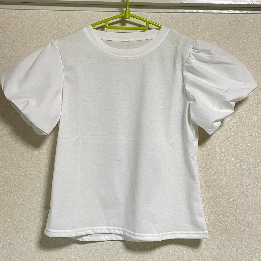Tシャツ　半袖　バルーン　白　レディース　パフスリーブ　綿　ボリューム袖　無地 メンズのトップス(Tシャツ/カットソー(半袖/袖なし))の商品写真
